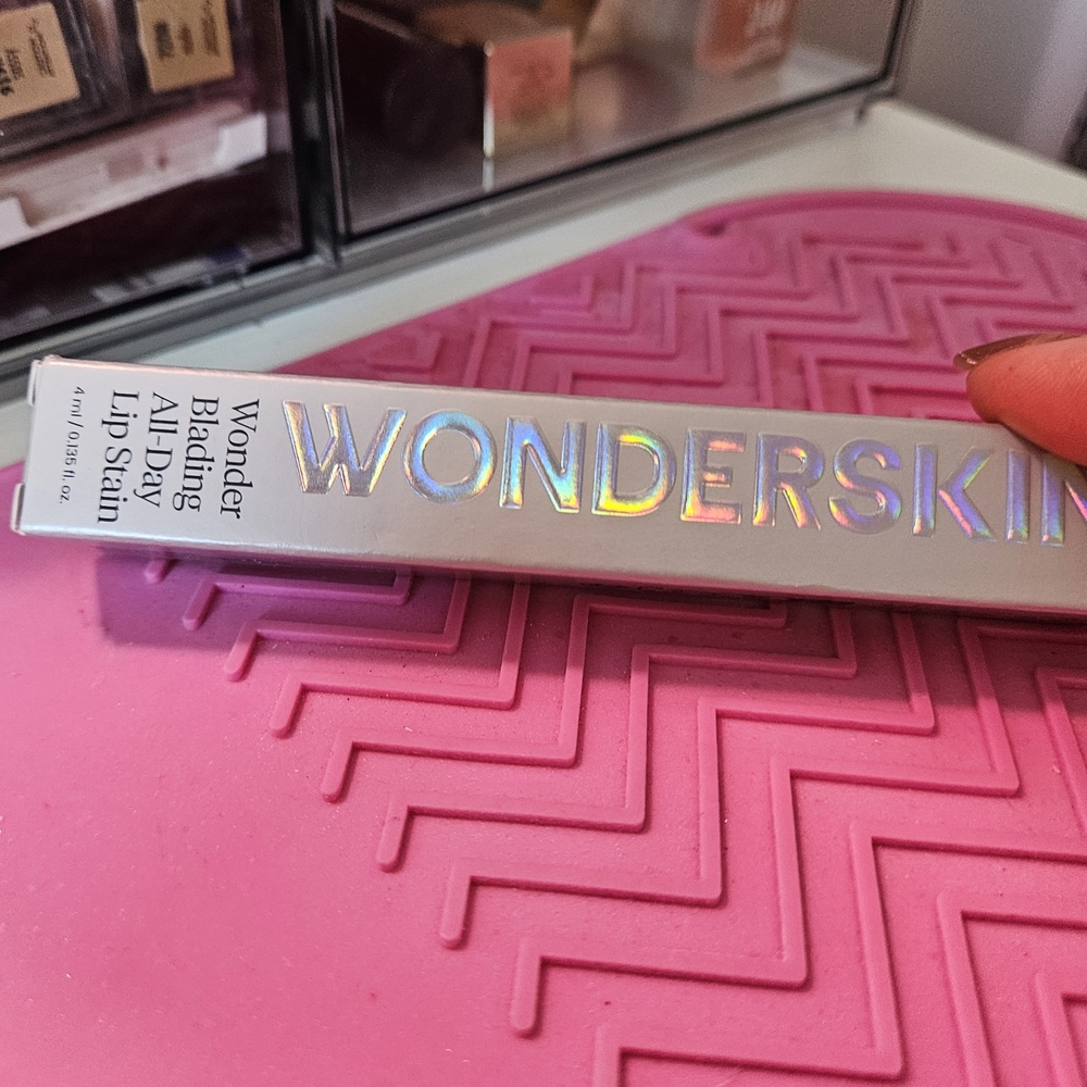 Wonderskin Wonder Blading All-Day Lip Stain